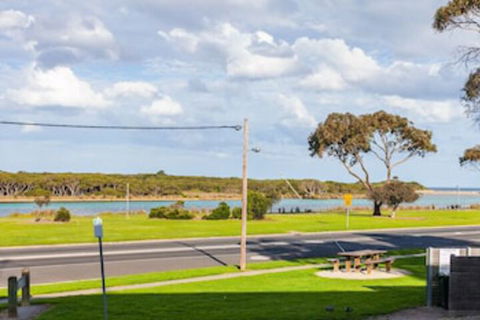 Anglesea River Apartments - Hervey Bay Accommodation 0