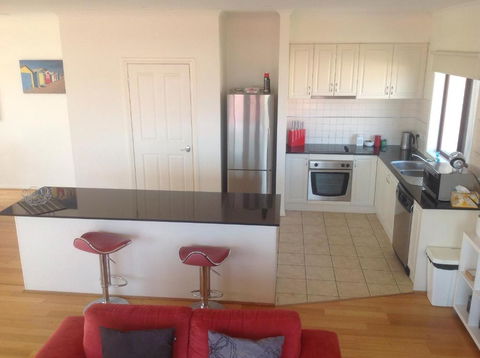 Townhouse Chapel Street - Hervey Bay Accommodation 5