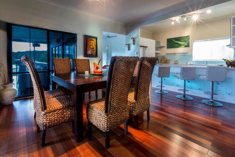The Mountain View Retreat - Hervey Bay Accommodation 6