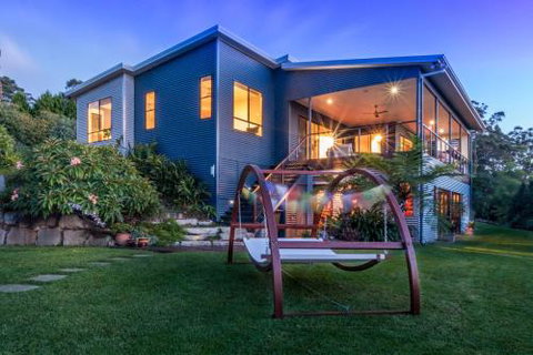 The Mountain View Retreat - Hervey Bay Accommodation 2