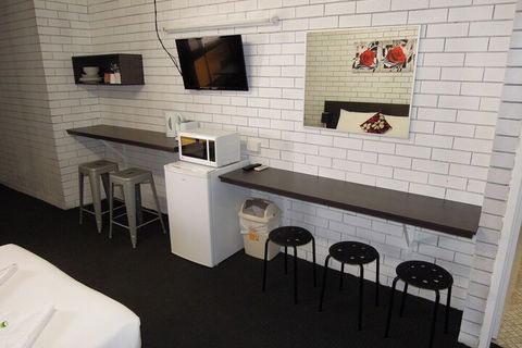 Jackaroo Apartments - Tourism Hervey Bay 2