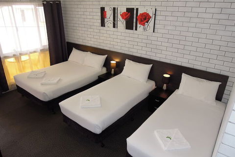 Jackaroo Apartments - Tourism Hervey Bay 5