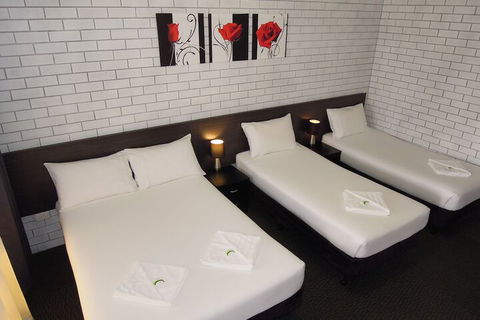 Jackaroo Apartments - Tourism Hervey Bay 3