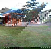 Lochinvar House BB - Hervey Bay Accommodation
