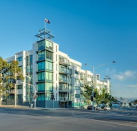 Waterfront By Gold Star Stays - Tourism Hervey Bay
