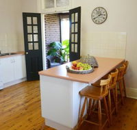The Bank B  B West Wyalong - Hervey Bay Accommodation