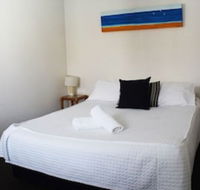 Ocean Side Hawks Nest - Hervey Bay Accommodation