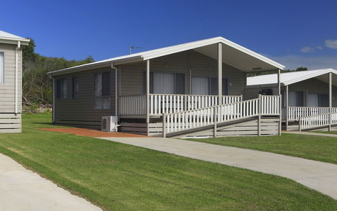 Corrimal Beach Tourist Park - Tourism Hervey Bay 0