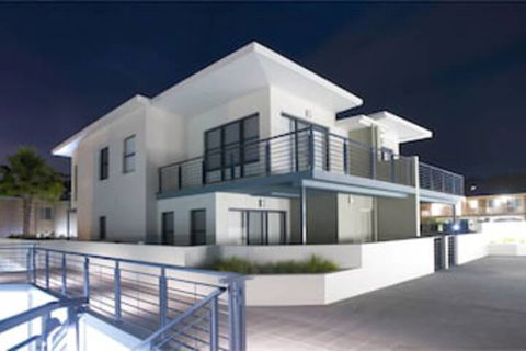 Mollymook Beachfront Executive Apartment - Hervey Bay Accommodation 1