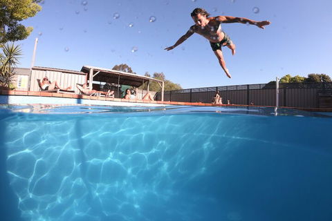 Hunter Valley YHA - Hervey Bay Accommodation 4