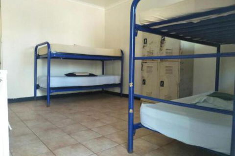 Palm Court Backpackers - Hervey Bay Accommodation 3