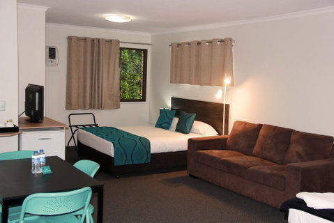Motel In Nambour - Hervey Bay Accommodation 2