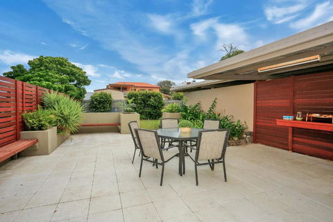 Nautilus Beachside Apartments - Hervey Bay Accommodation 6