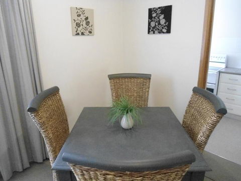 Ashwood Apartment Bellerive - Hervey Bay Accommodation 1