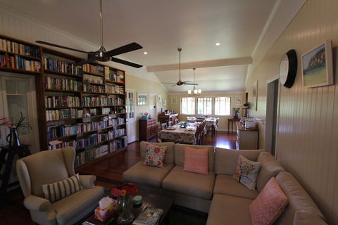 Eumundi Gridley Homestead B&B - Hervey Bay Accommodation 2