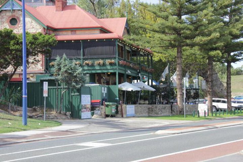 Tani Hill - Hervey Bay Accommodation 5