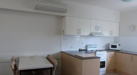 Glenelg Holiday Apartments- Corfu - Tourism Hervey Bay 3
