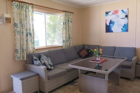 Jurien Beachfront Holiday Units - Hervey Bay Accommodation 5