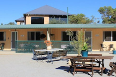 Jurien Beachfront Holiday Units - Hervey Bay Accommodation 0