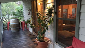 Mystic View Cottage Wandiligong - Tourism Hervey Bay 6