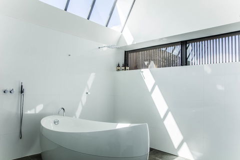 Alkina Lodge - Tourism Hervey Bay 2