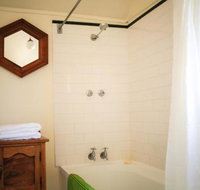 Smiths Cottage - Hervey Bay Accommodation