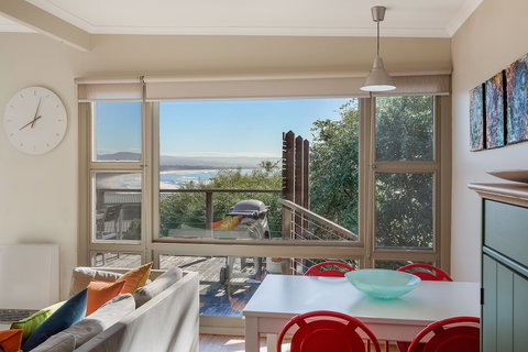 The Love Shack - Tourism Hervey Bay 4