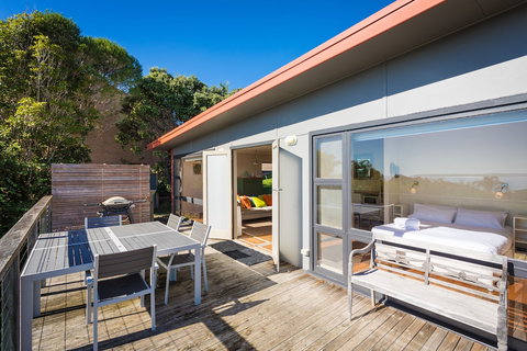 The Love Shack - Tourism Hervey Bay 2