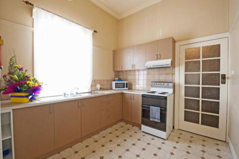 Arch On Mellool - Hervey Bay Accommodation 1