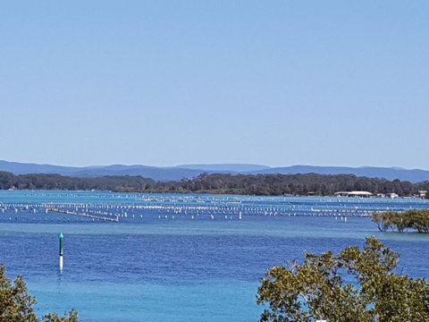 CHILL OUT LAKESIDE At FORSTER - Tourism Hervey Bay 2