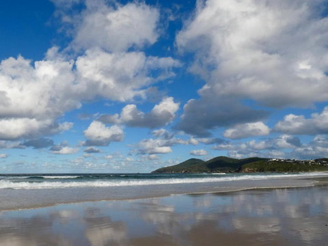 CHILL OUT BEACH HOUSE At FORSTER - Hervey Bay Accommodation 2