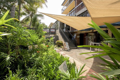 Anchorage On Straddie - Tourism Hervey Bay 2