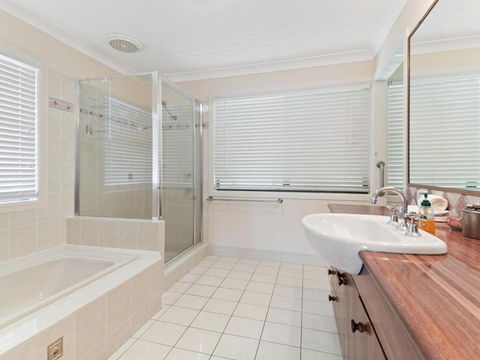 Belle Vue - Hervey Bay Accommodation 1