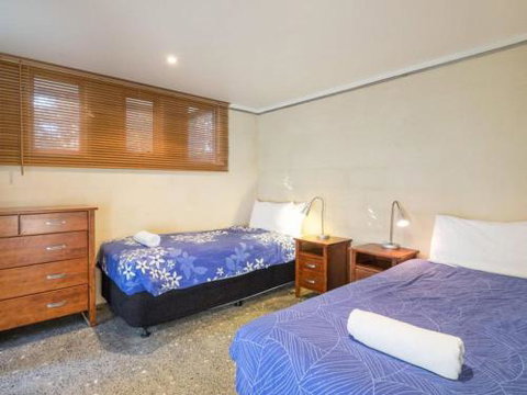 Stradbroke Sunset - Hervey Bay Accommodation 6