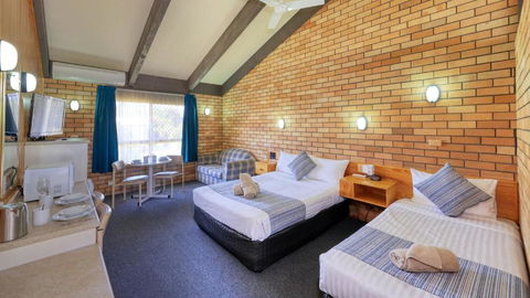 All Travellers Motor Inn - Hervey Bay Accommodation 6