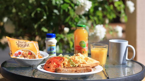 All Travellers Motor Inn - Hervey Bay Accommodation 1