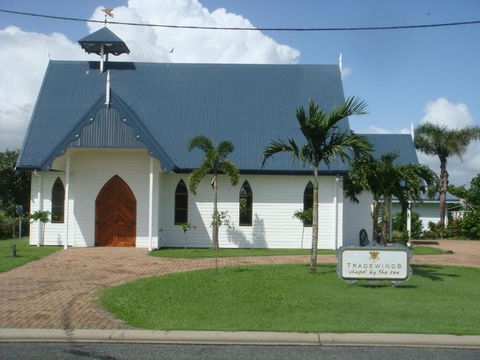 Kurrmine Beach Motel - Tourism Hervey Bay 0