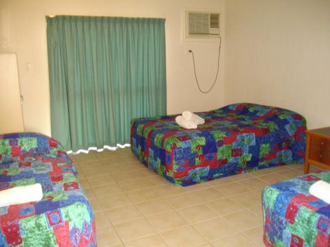 Kurrmine Beach Motel - Tourism Hervey Bay 5