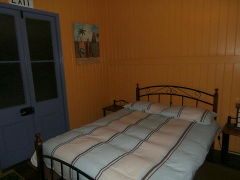 Mango Tourist Hostel - Hervey Bay Accommodation 5