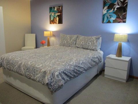 Elm Trees Accommodation At Ross - Hervey Bay Accommodation 2