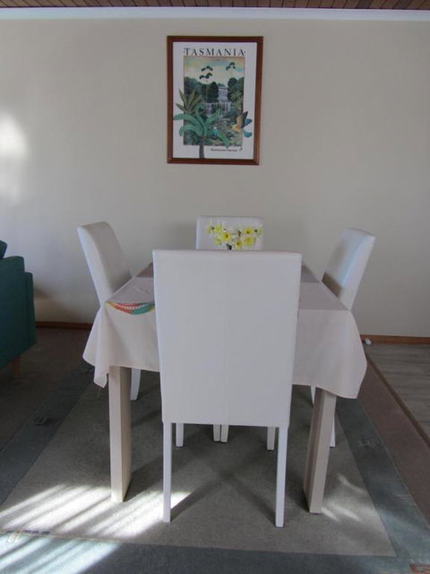 Elm Trees Accommodation At Ross - Hervey Bay Accommodation 1