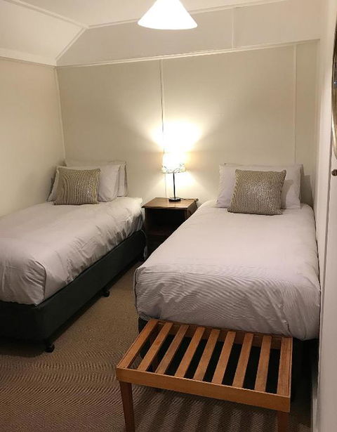 Platypus Playground Riverside Cottage - Hervey Bay Accommodation 5