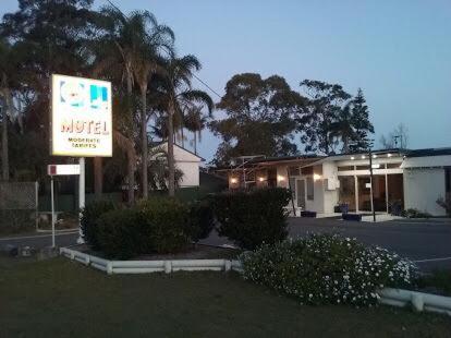 Lake Munmorah Motel - Tourism Hervey Bay 5