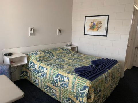 Lake Munmorah Motel - Tourism Hervey Bay 1