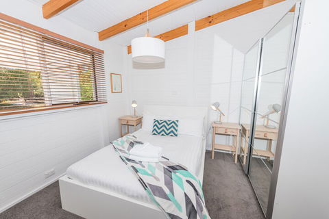 Acacia Cottage - Hervey Bay Accommodation 5