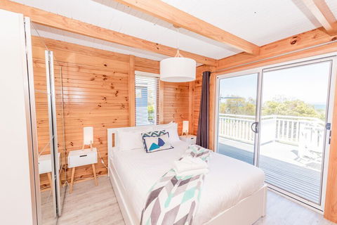 Acacia Cottage - Hervey Bay Accommodation 1