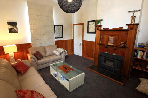 At The Beach & Not Quite At The Beach Holiday Cottages Stanley - Tourism Hervey Bay 2