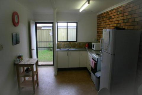 Unit1 Graydon Lodge - Hervey Bay Accommodation 6