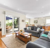 Tranquility in Cowes - Rejuvenate Stays - Hervey Bay Accommodation