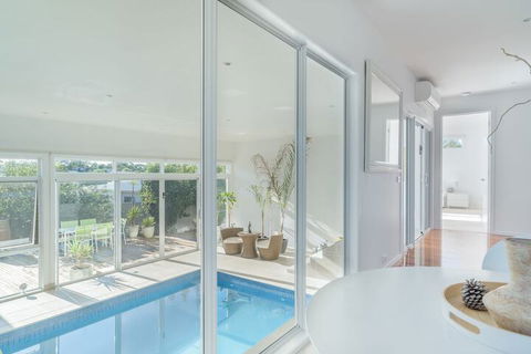 Currawong Close - Rejuvenate Stays - Hervey Bay Accommodation 1